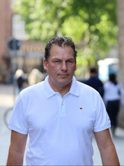 Herren Polohemd weiß figurbetont Deutschlandflagge